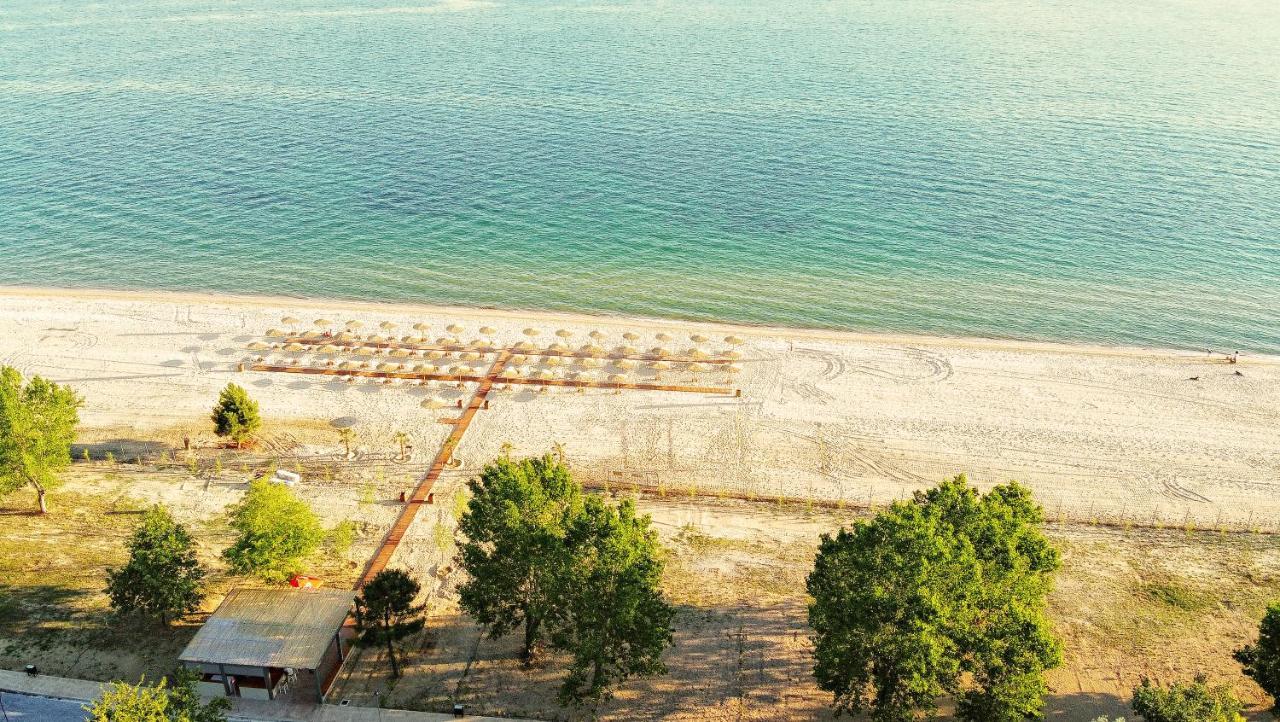 Mareleon Camping Ofrínion Extérieur photo