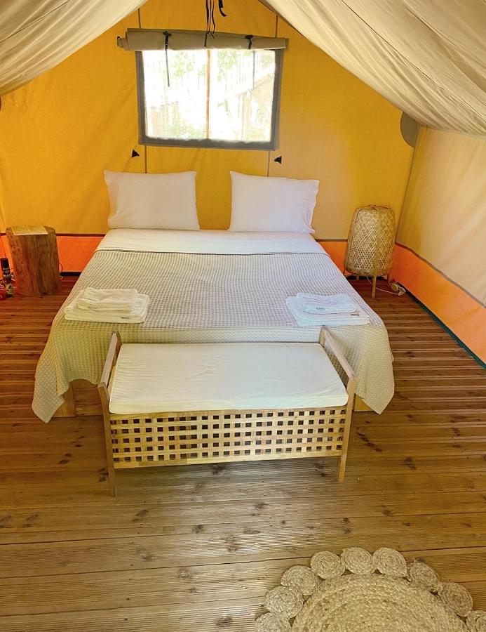 Mareleon Camping Ofrínion Extérieur photo