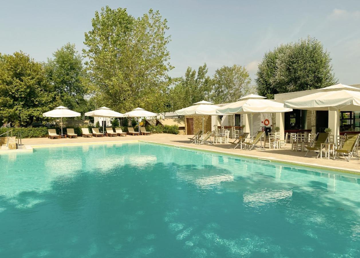 Mareleon Camping Ofrínion Extérieur photo