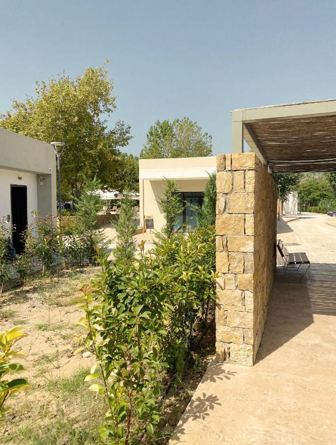 Mareleon Camping Ofrínion Extérieur photo